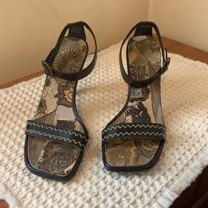 Sexy black sandal by Bliss